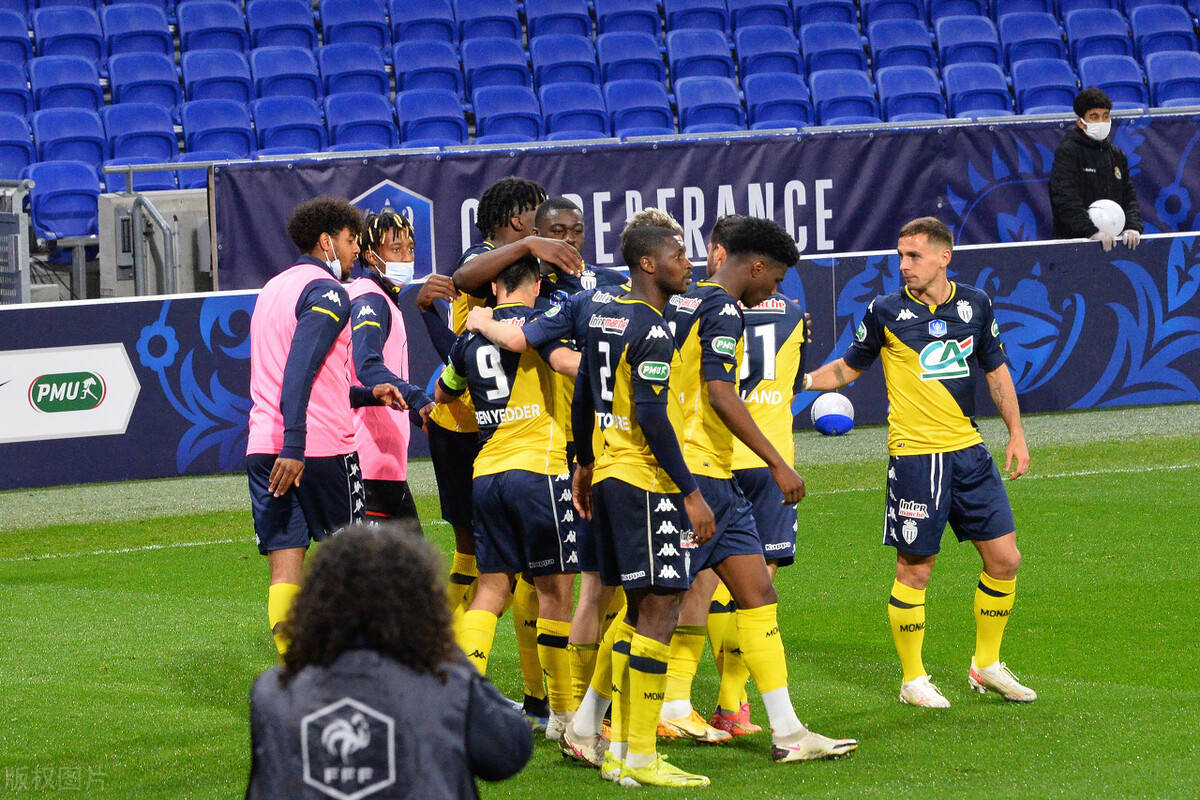 关于赛地聚焦：法国杯今晨热度飙升，马赛回应争议，球迷炸锅，资深球员宣示担当的信息