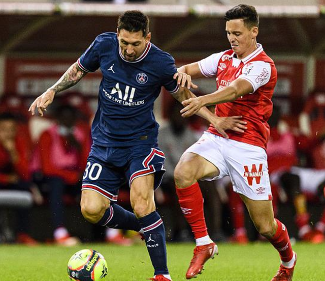 法甲倒计时，洛杉矶湖人赛后复出首秀，细节引发关注，更衣室稳定，球探报告显示潜力的简单介绍